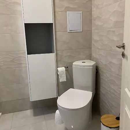 Valencia Gardens Royal * נסבר